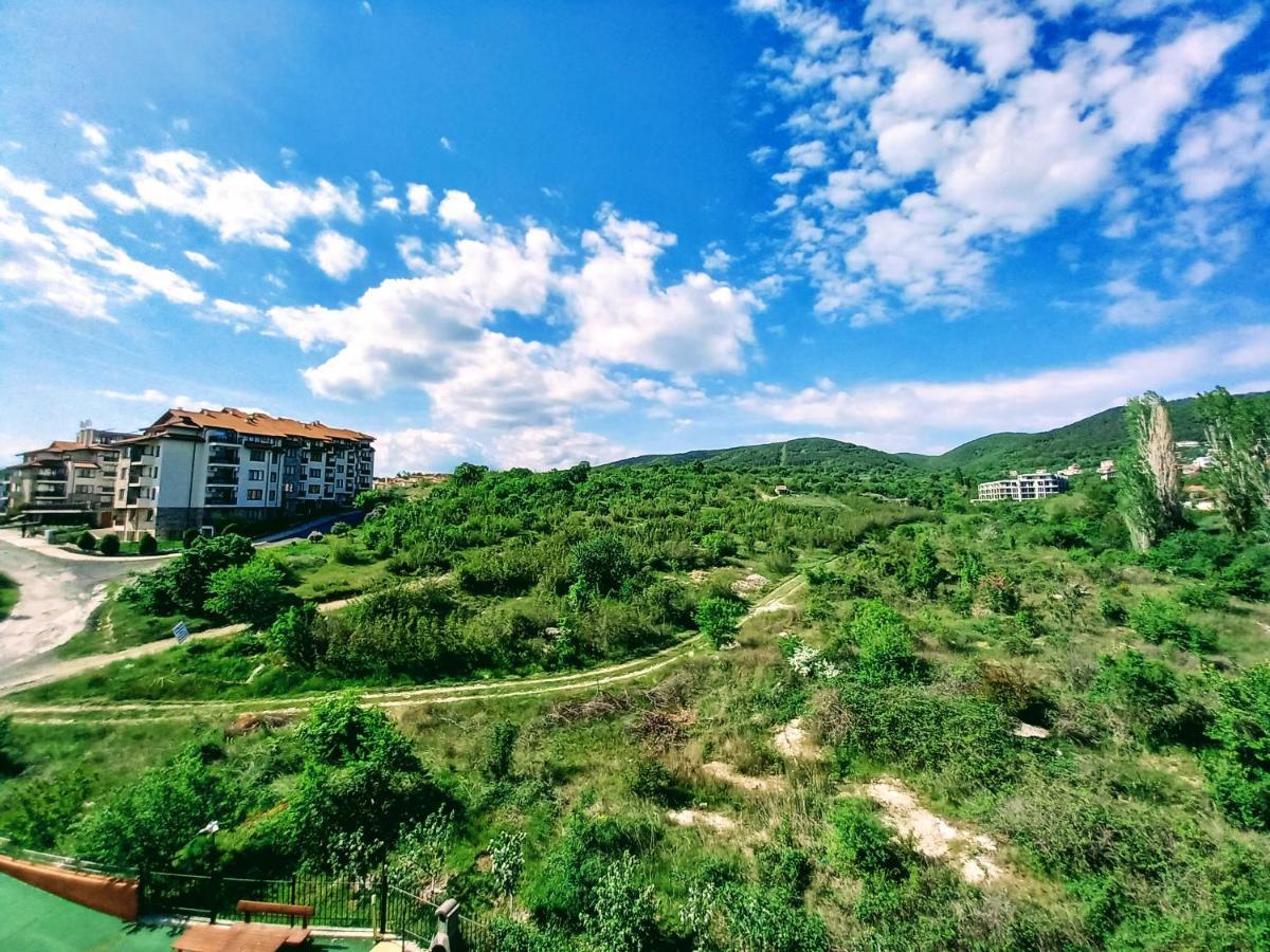 Seaview Apartment Butterfly Slăntjev Brjag Exteriör bild