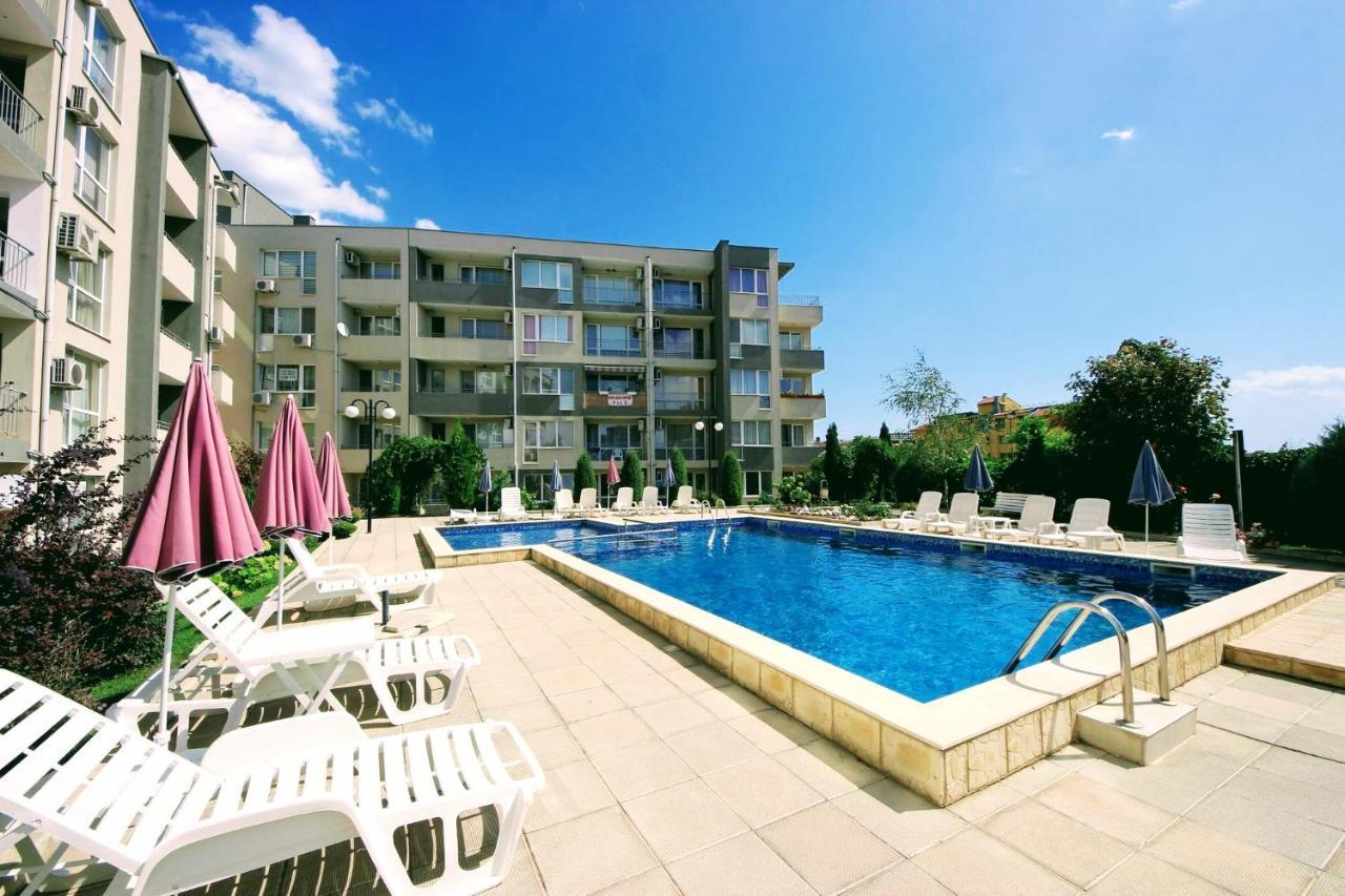 Seaview Apartment Butterfly Slăntjev Brjag Exteriör bild